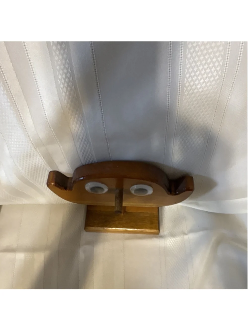 Wooden Eyeglass Holder Display Stand Brown Novelty Googly Eyes Unisex